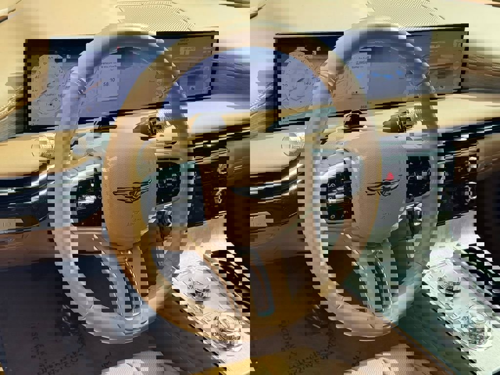 Used 2025 Genesis G80 2.5T Advanced image 22