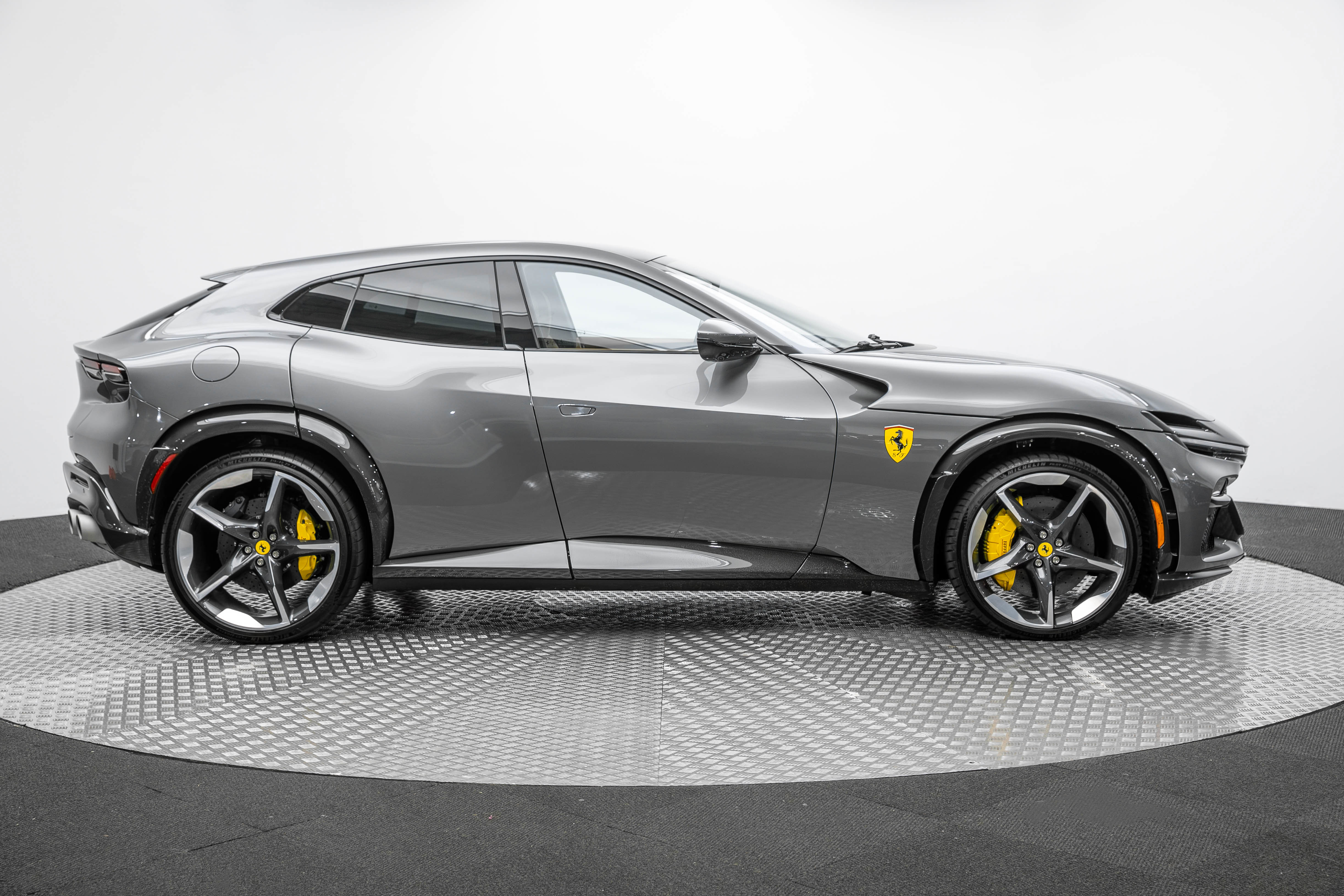 Certified 2024 Ferrari Purosangue image 9