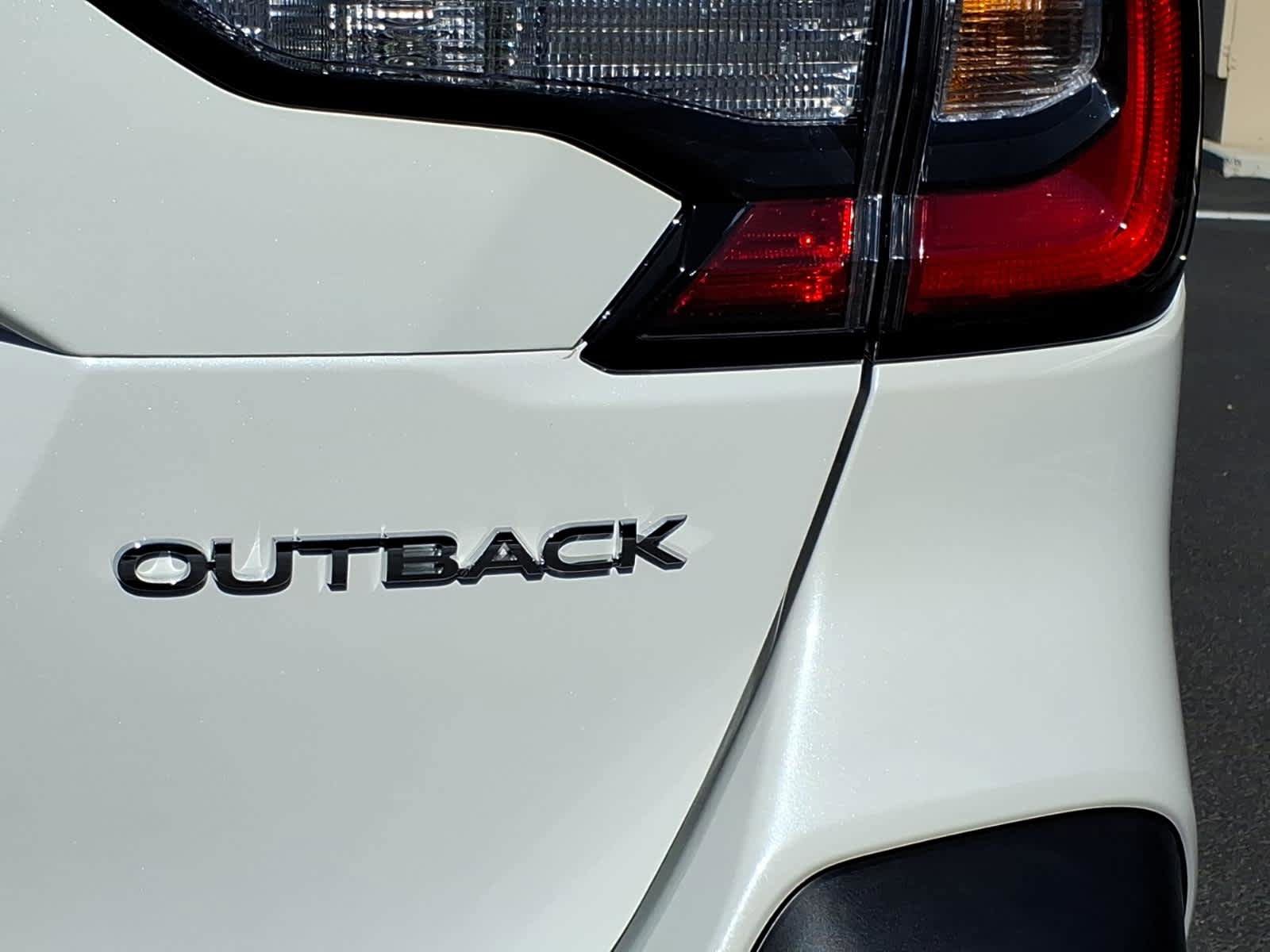 Used 2025 Subaru Outback Premium w/ Popular Package #1A AWD/4WD image 15