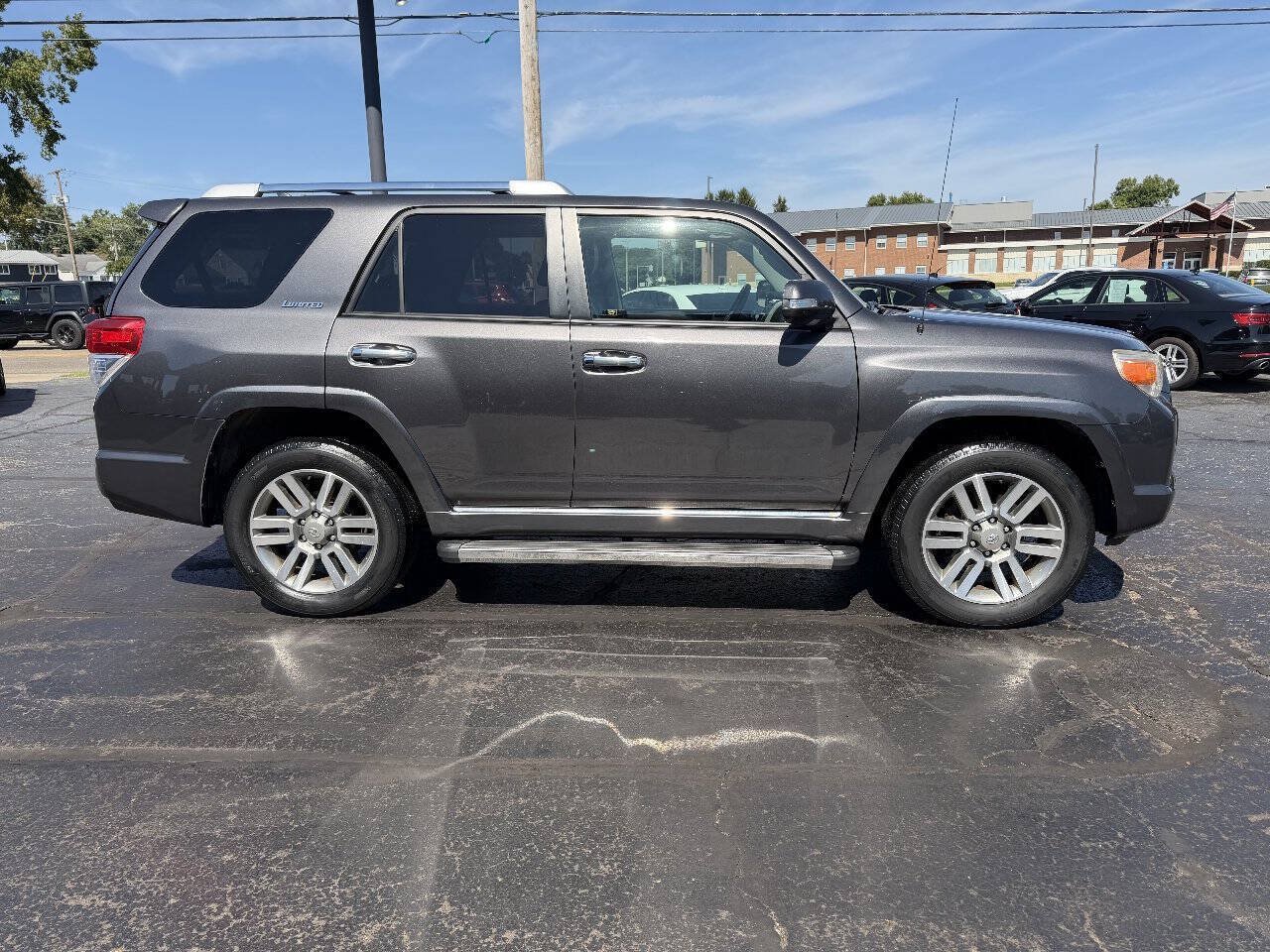 Used 2011 Toyota 4Runner Limited AWD/4WD image 6