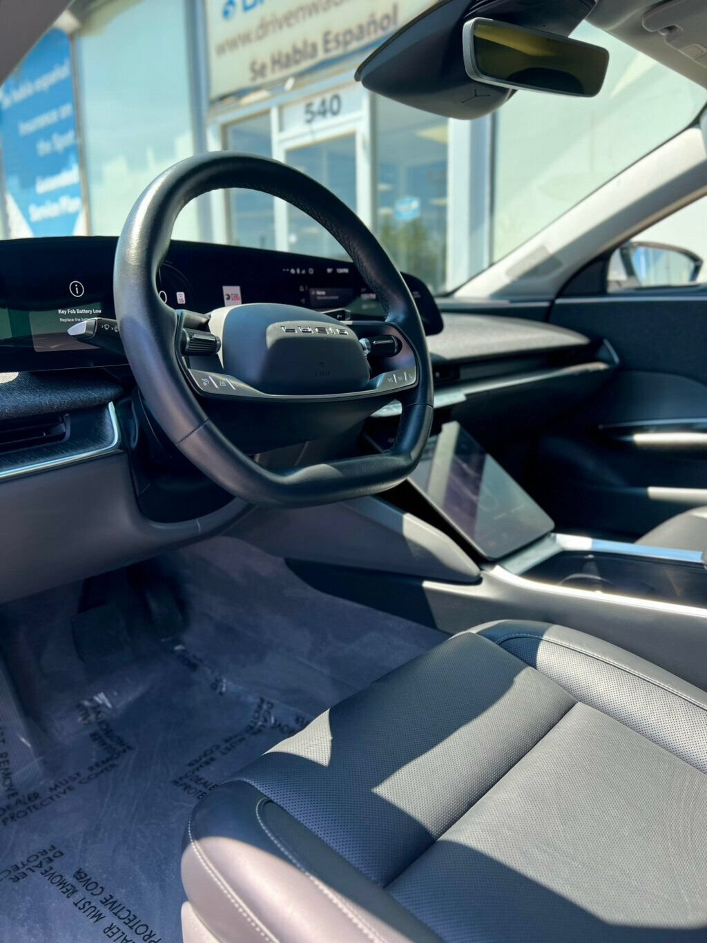 Used 2025 Lucid Air Pure RWD image 15