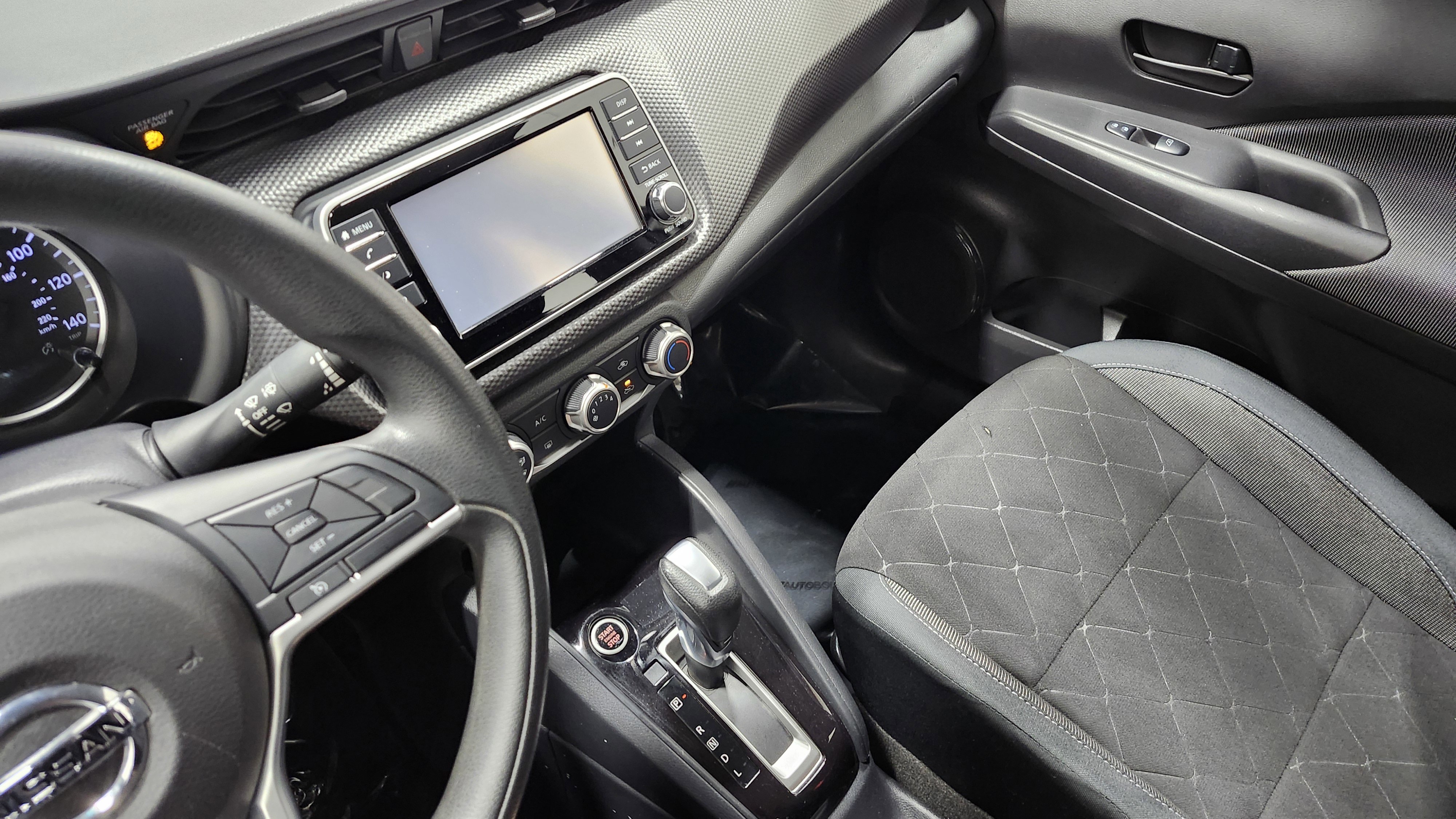 Used 2020 Nissan Kicks S image 26