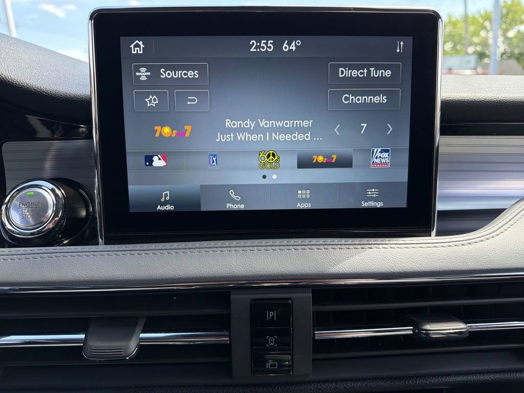 Used 2021 Lincoln Corsair AWD image 12
