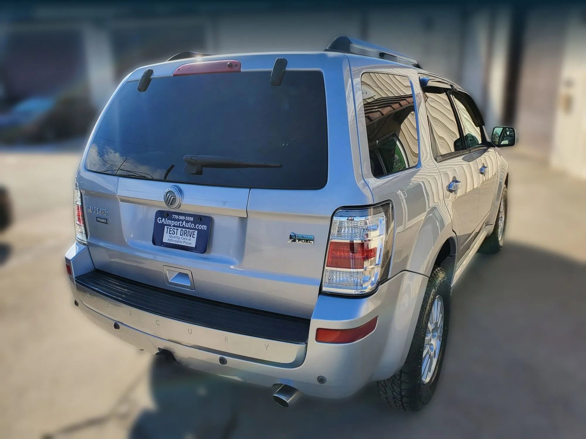 Used 2010 Mercury Mariner Premier image 12