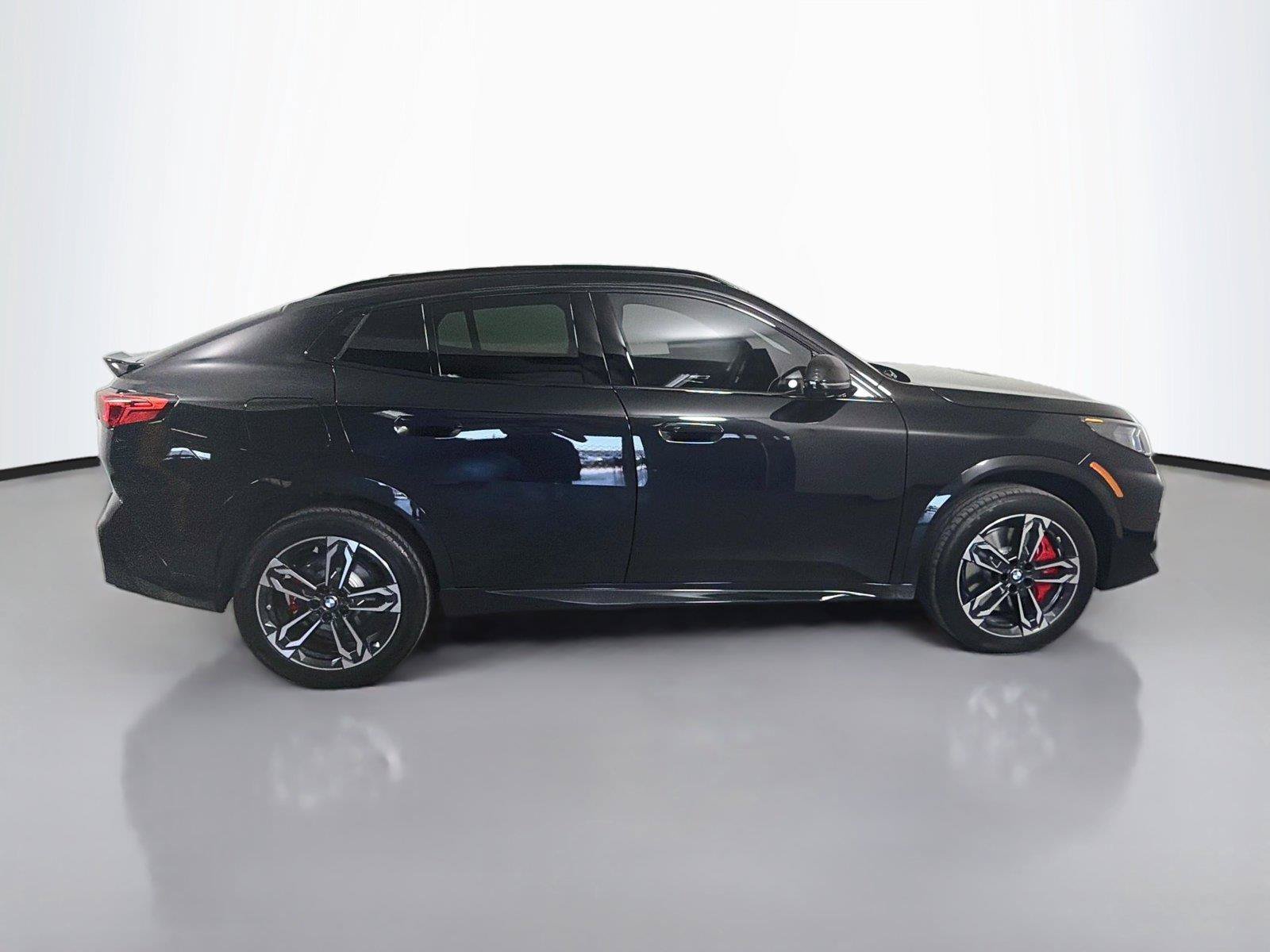 New 2027 BMW X2 xDrive28i AWD/4WD image 4
