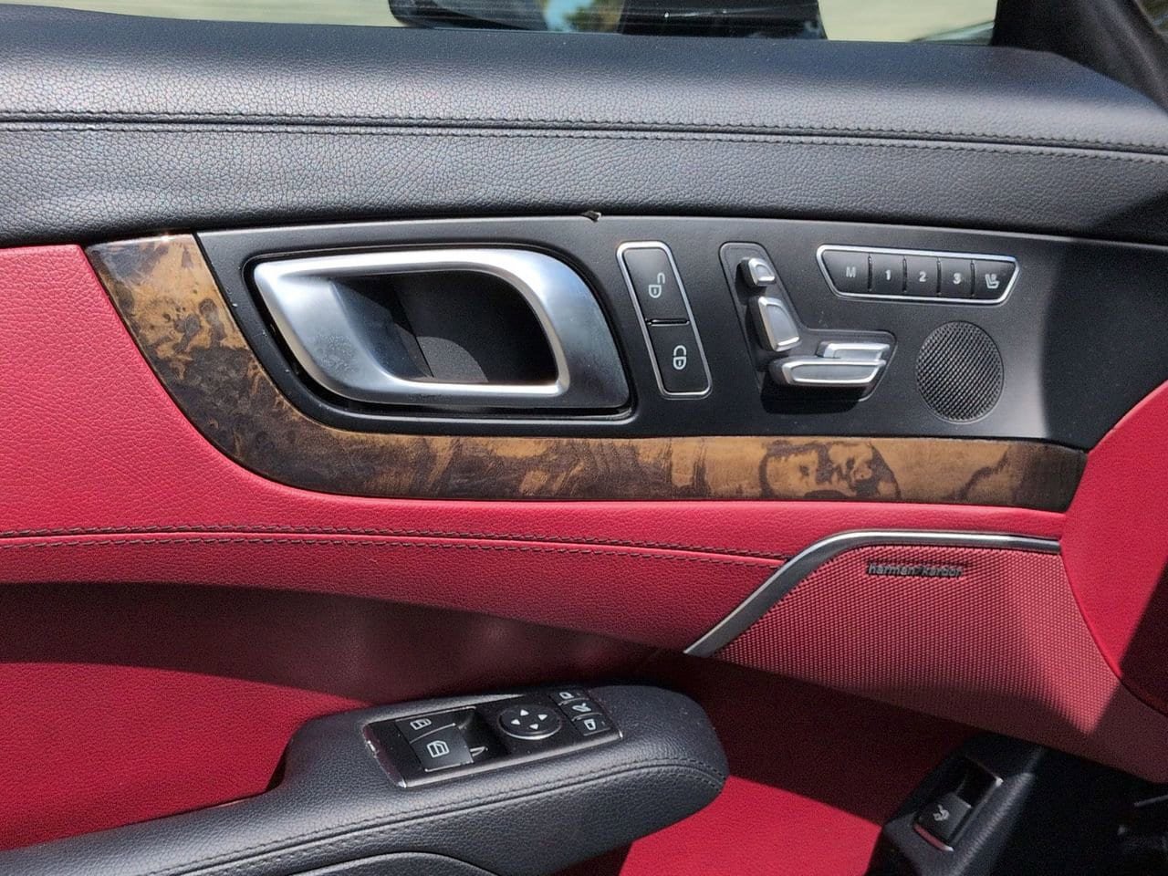 Used 2016 Mercedes-Benz SL 400 image 9