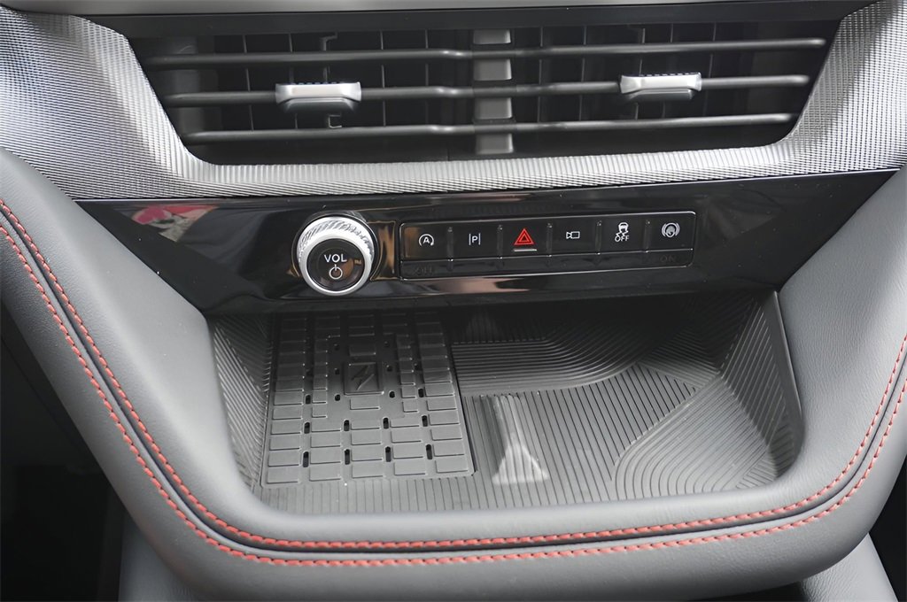 New 2025 Ford Explorer ST-Line w/ Premium Package image 22