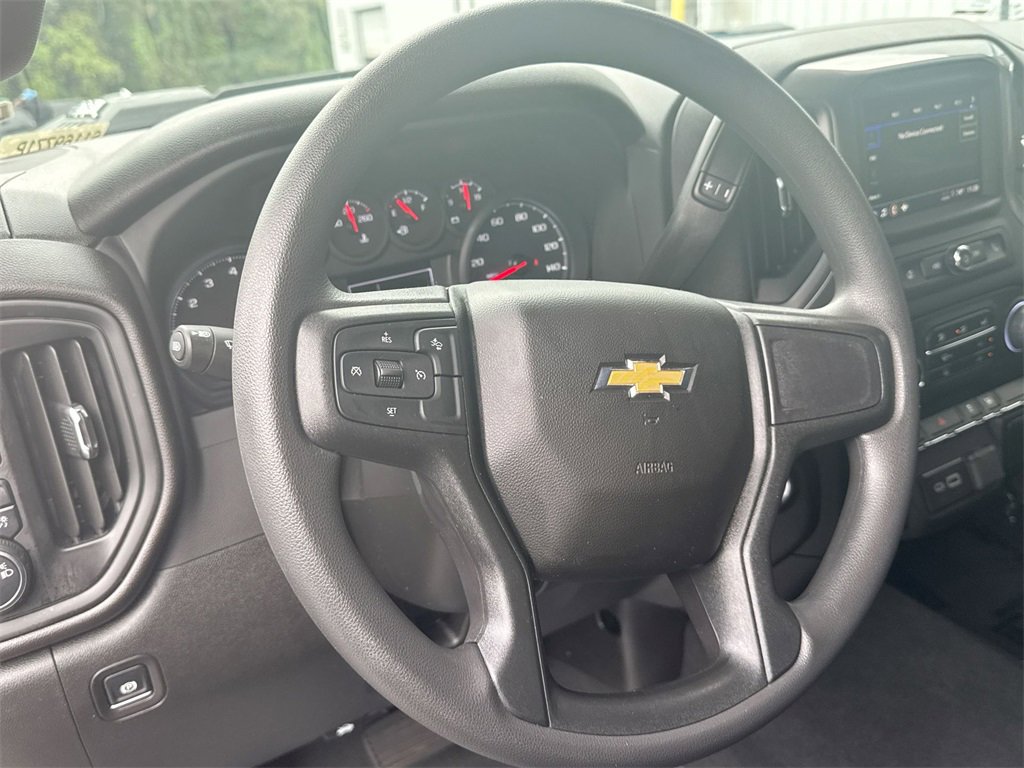Used 2025 Chevrolet Silverado 2500 Custom image 15