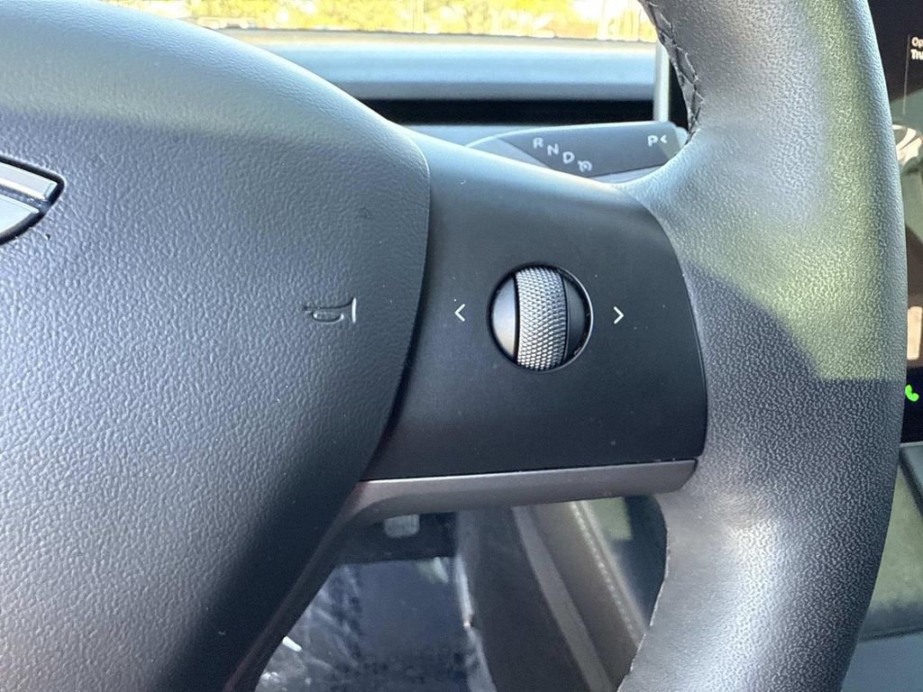 Used 2022 Tesla Model 3 Long Range image 34