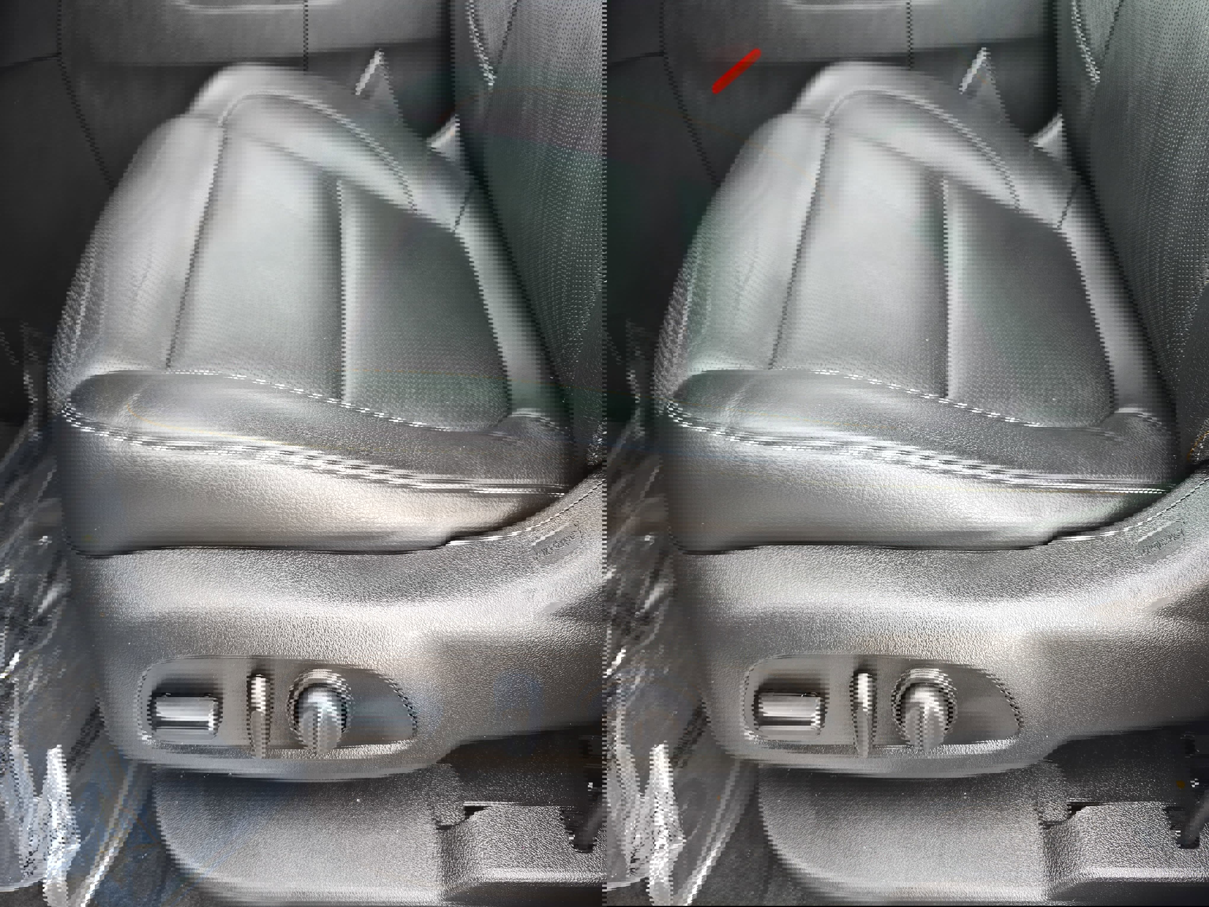 Used 2018 GMC Acadia SLT image 31