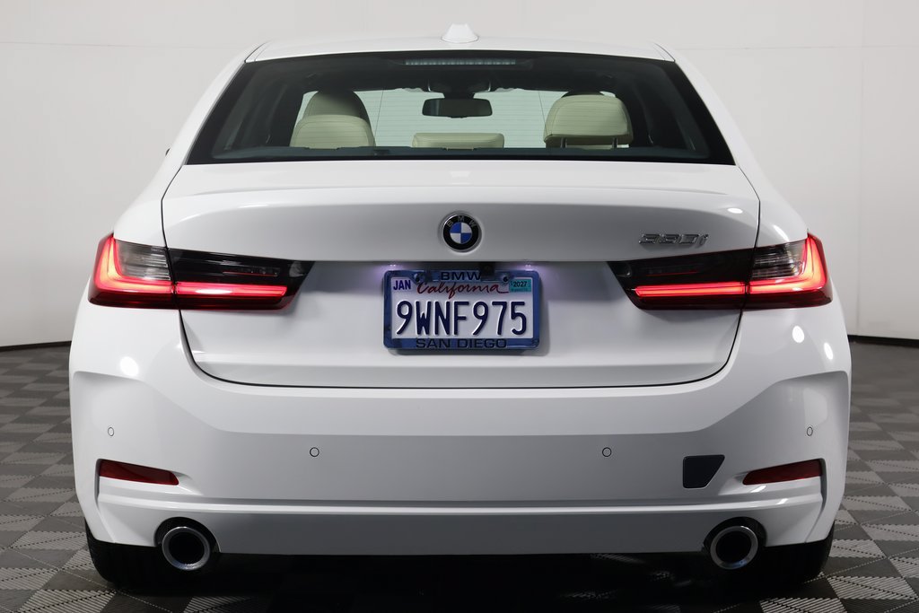 Certified 2026 BMW 330i Sedan w/ Premium Package RWD image 5