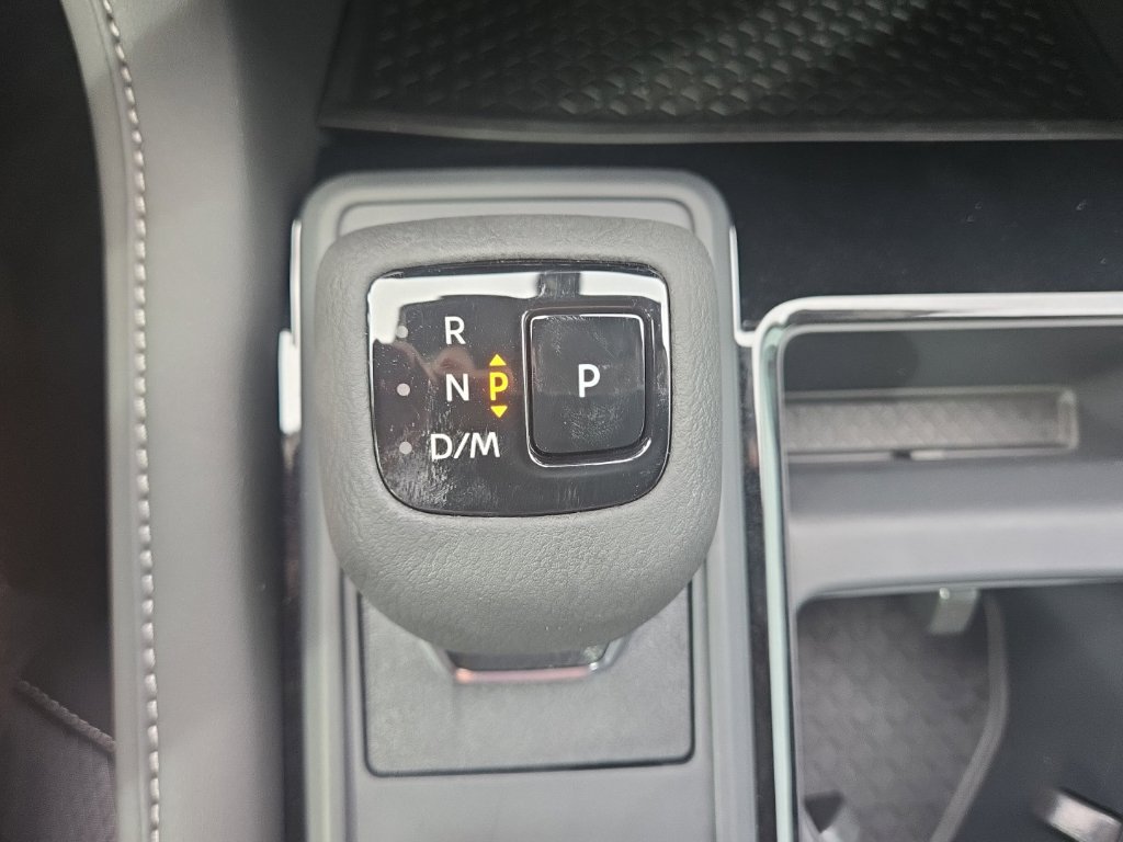 New 2026 Nissan Pathfinder SV FWD image 31