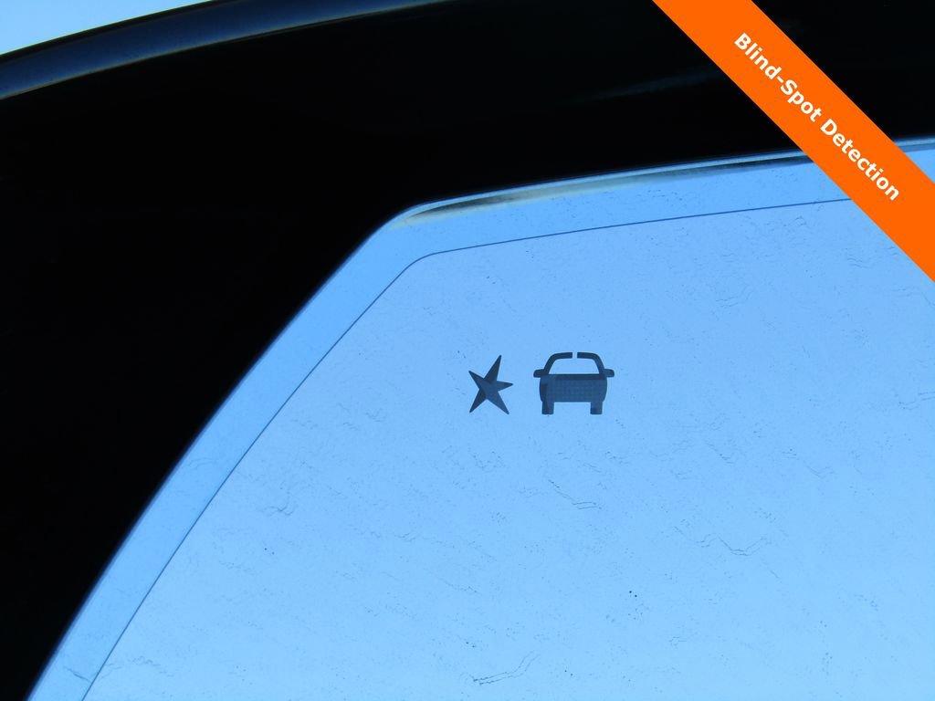 New 2026 Chevrolet Suburban High Country image 16