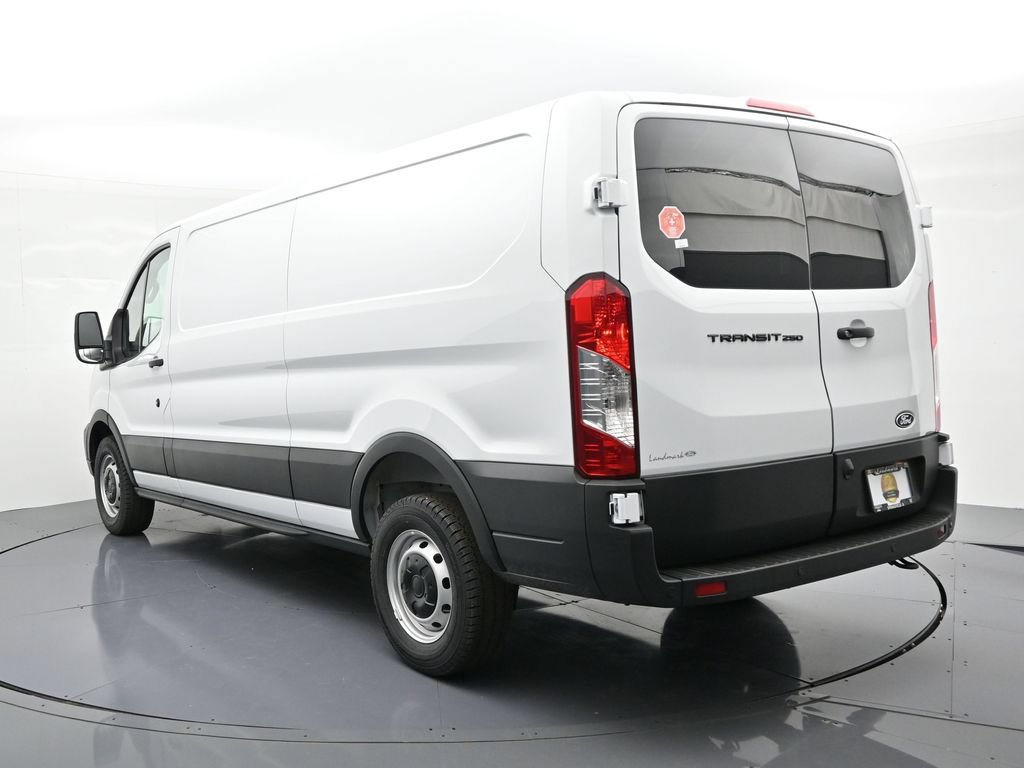 New 2026 Ford Transit 250 Low Roof w/ Load Area Protection Package RWD image 8