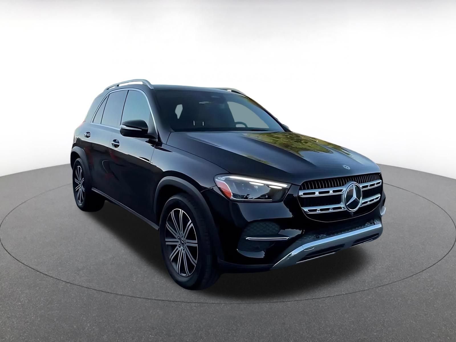 Used 2026 Mercedes-Benz GLE 350 4MATIC image 3