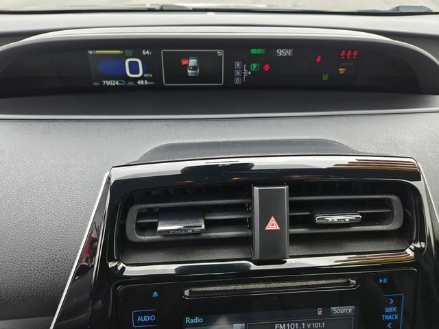 Certified 2017 Toyota Prius Two w/ Carpet Mat Package FWD image 17