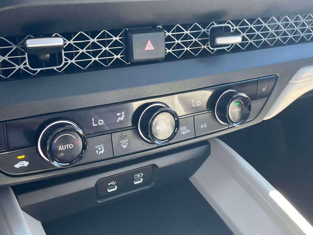 Certified 2023 Honda Accord EX image 29