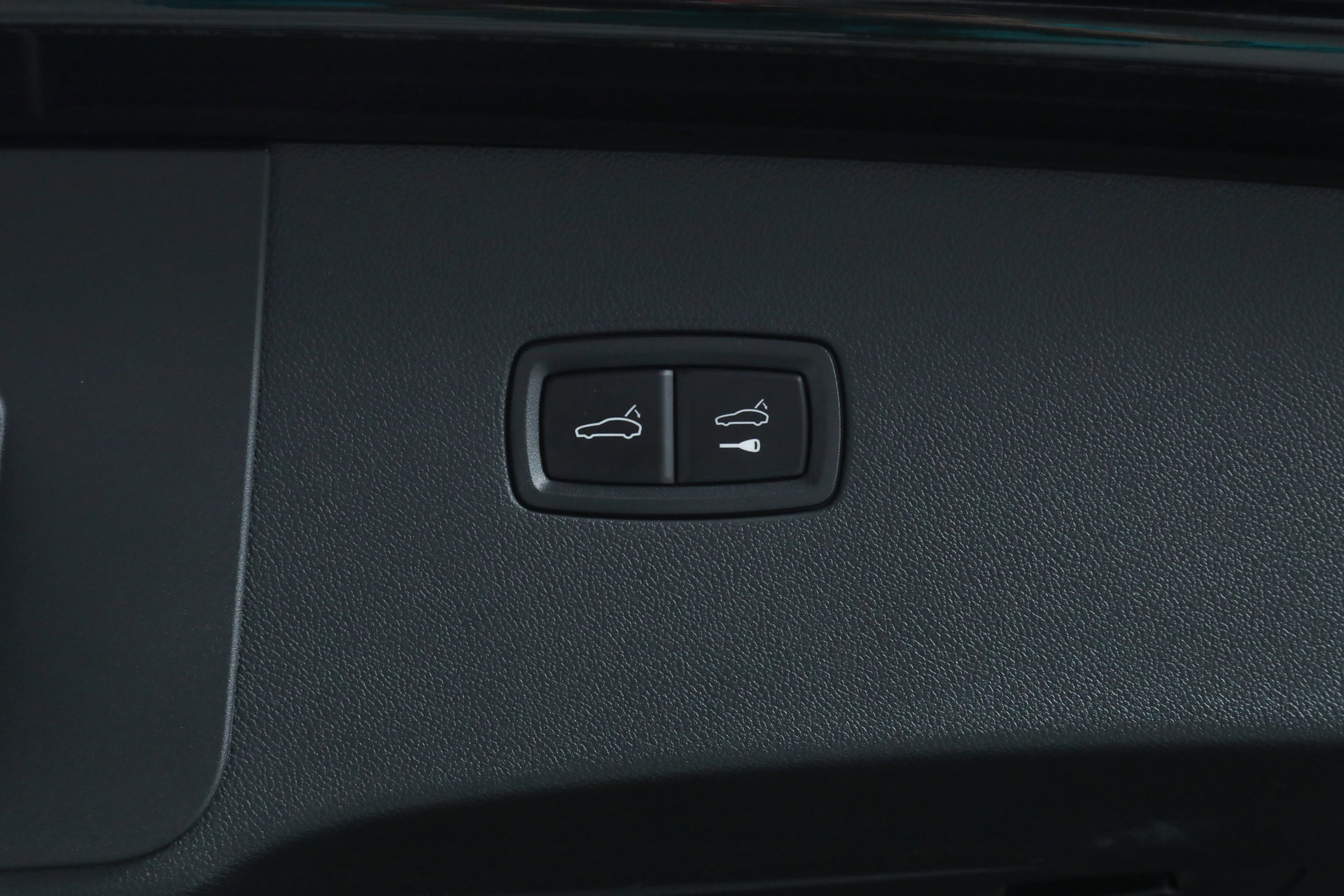 Used 2022 Porsche Cayenne Turbo GT image 37