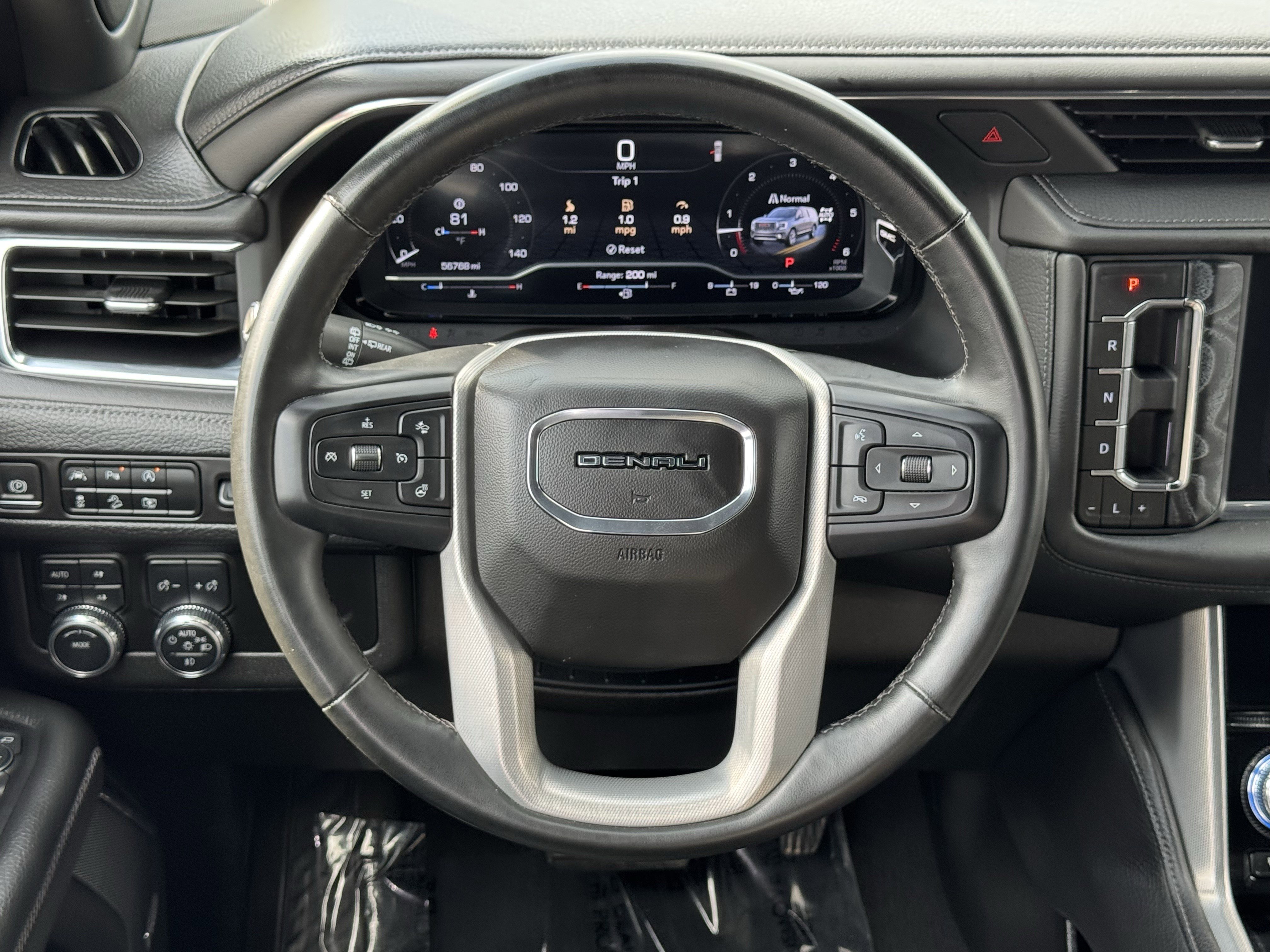 Used 2023 GMC Yukon Denali image 15