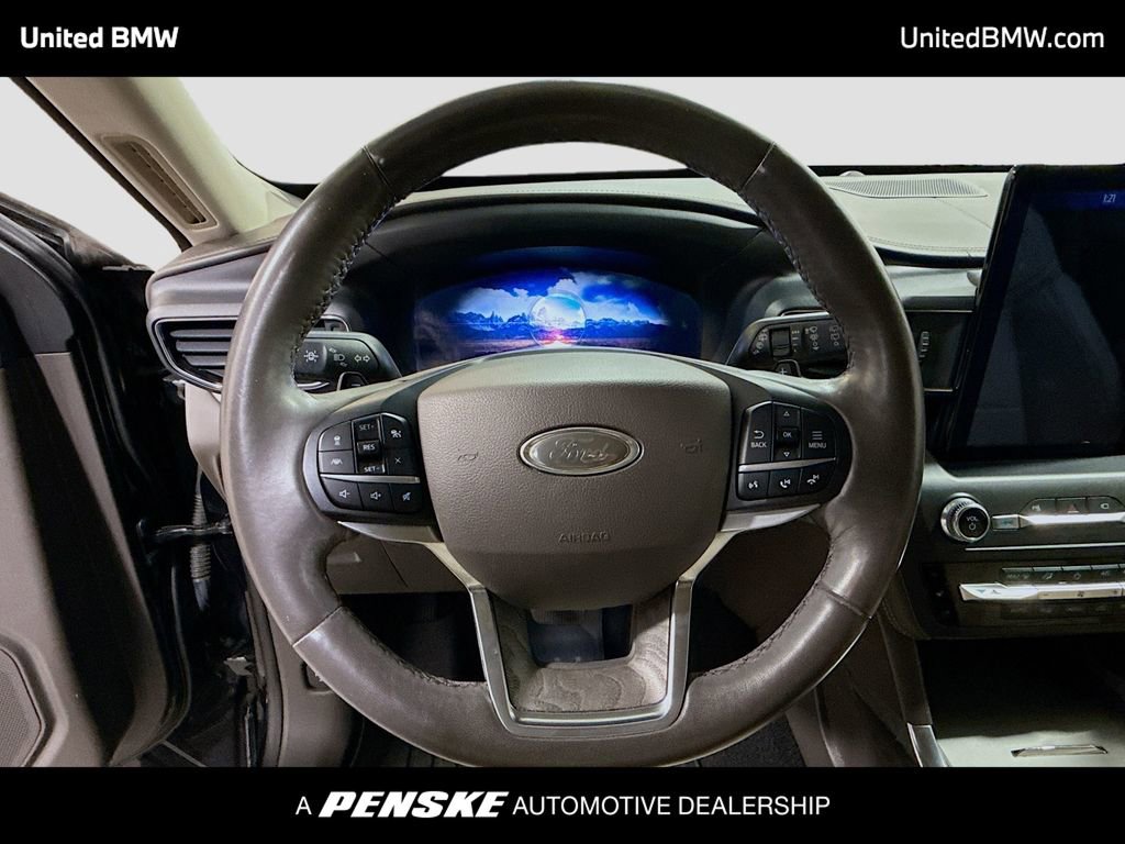 Used 2020 Ford Explorer Platinum w/ Premium Technology Package image 6