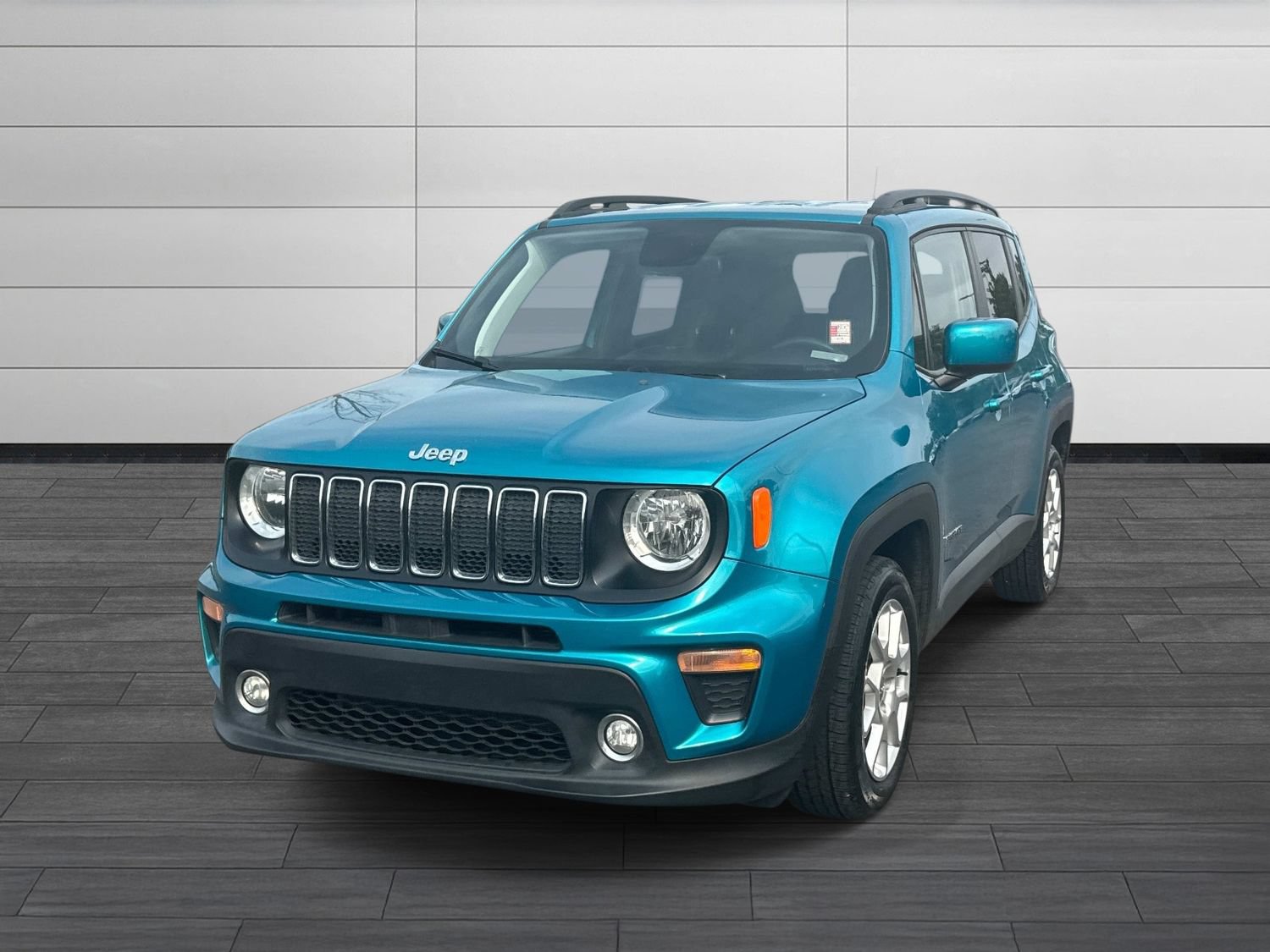 Used 2019 Jeep Renegade Latitude FWD image 10