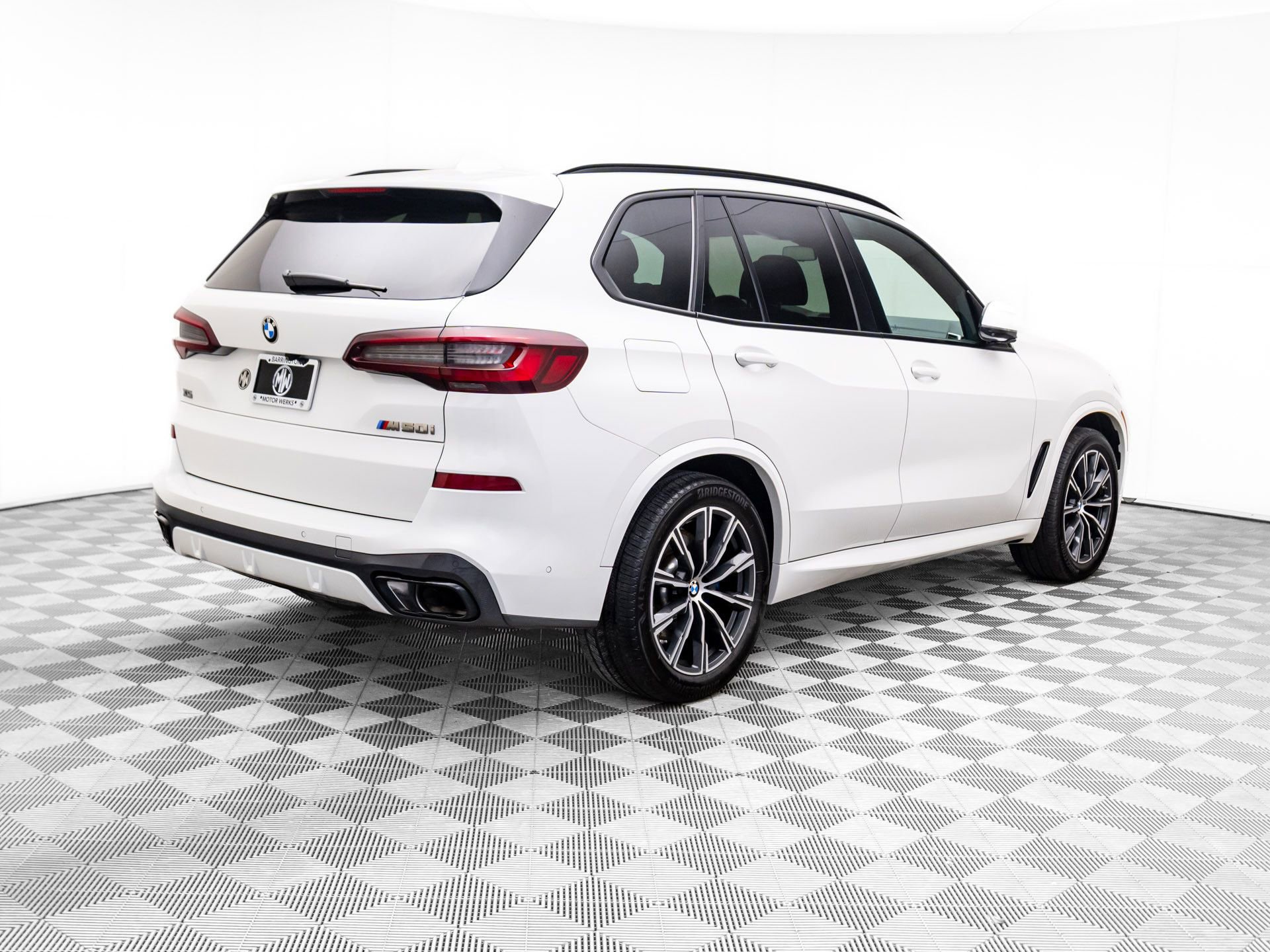 Certified 2023 BMW X5 M50i w/ Climate Comfort Package AWD/4WD image 5