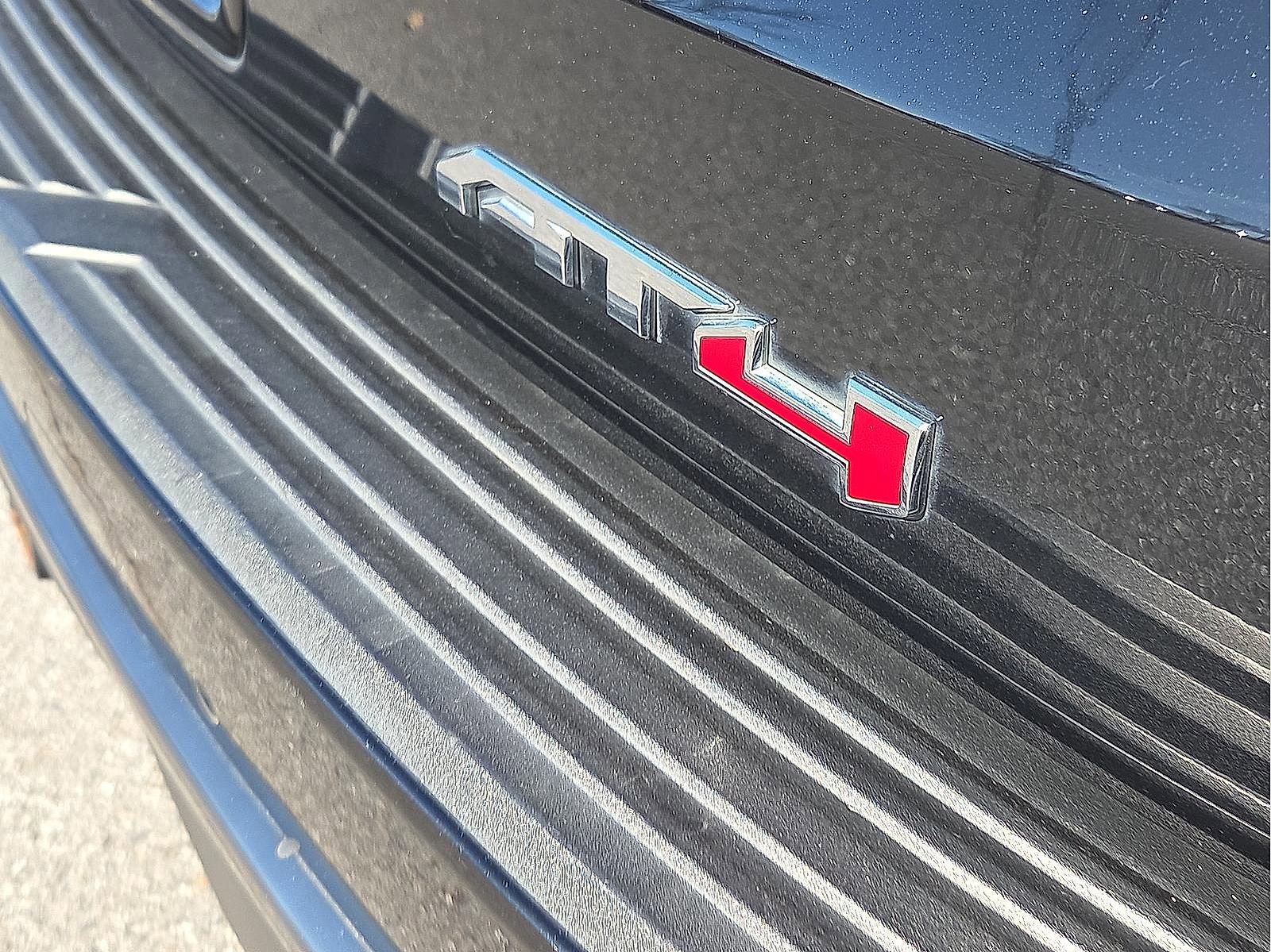 Used 2021 GMC Yukon AT4 w/ AT4 Premium Plus Package image 8