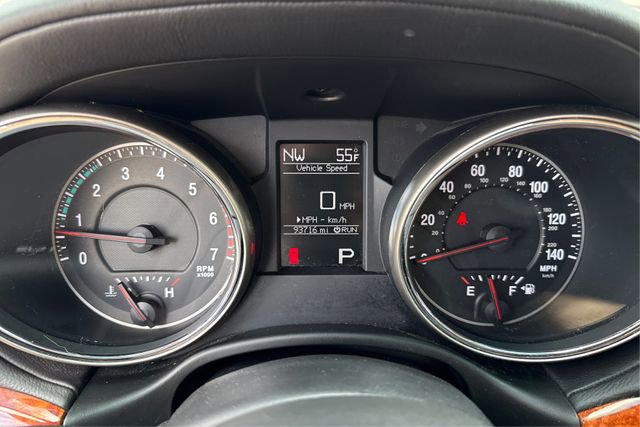 Used 2013 Jeep Grand Cherokee Overland w/ Advance Technology Group image 15