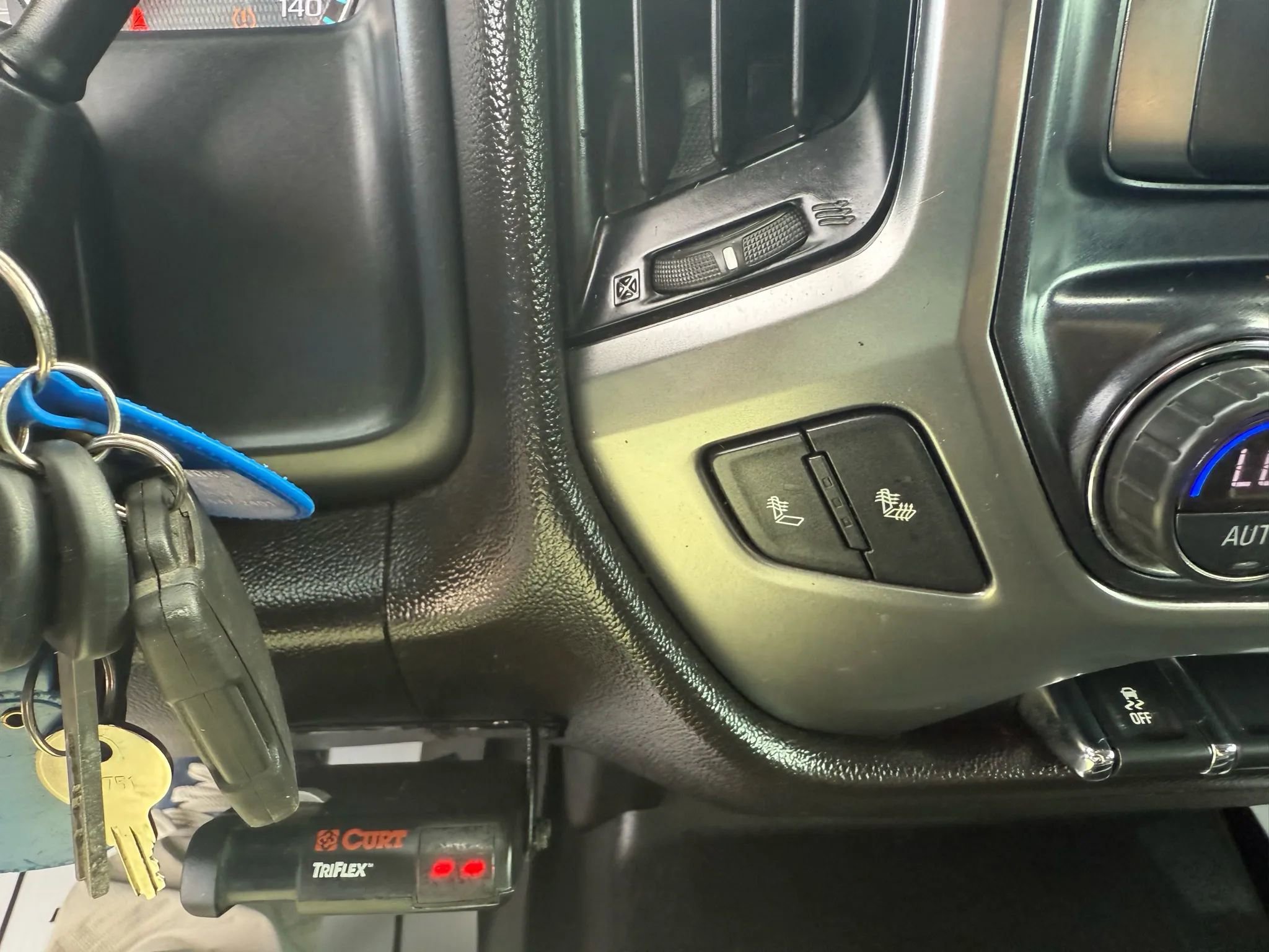 Used 2019 Chevrolet Silverado 2500 LT AWD/4WD image 12