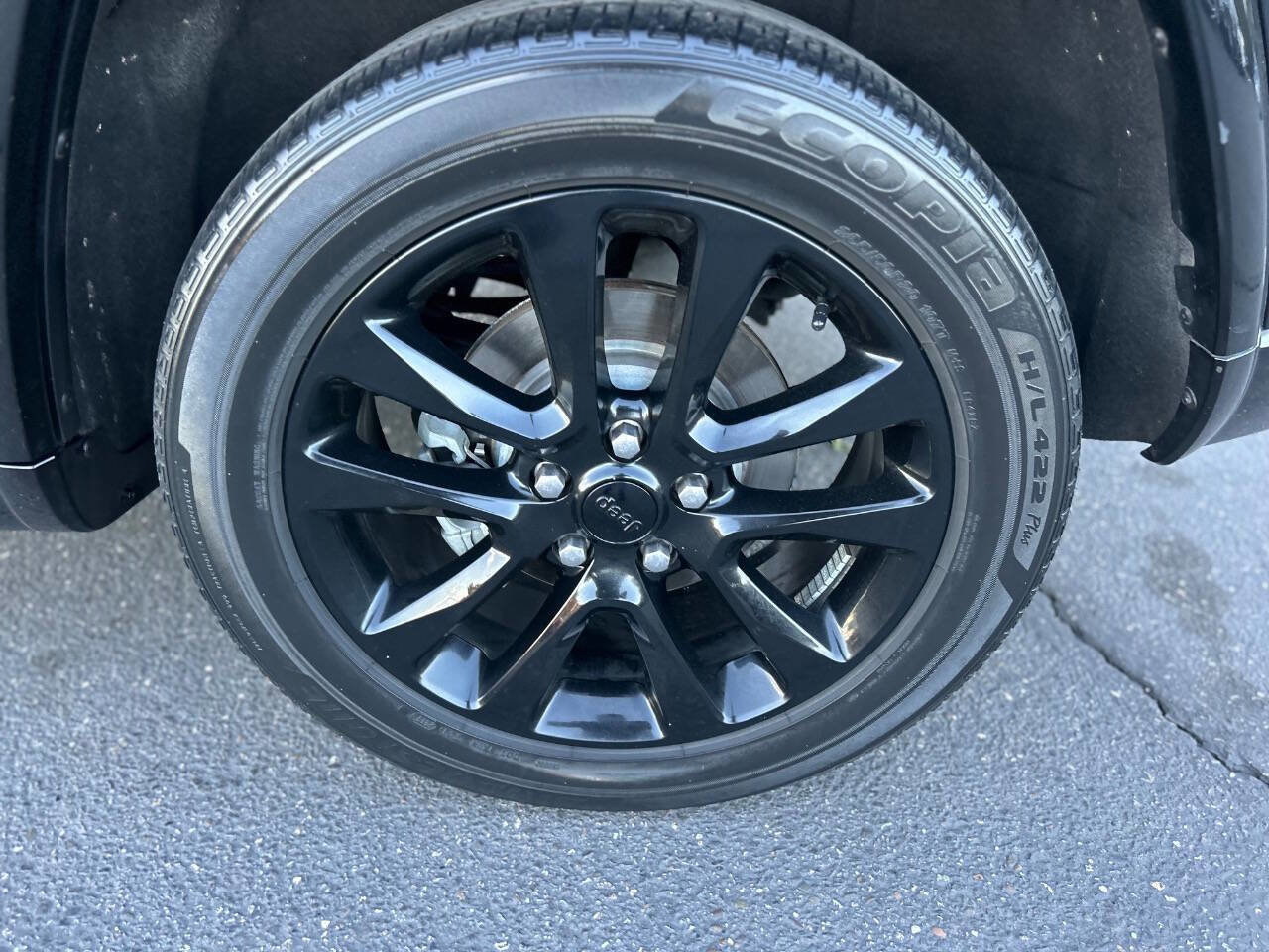 Used 2018 Jeep Grand Cherokee Altitude RWD image 8