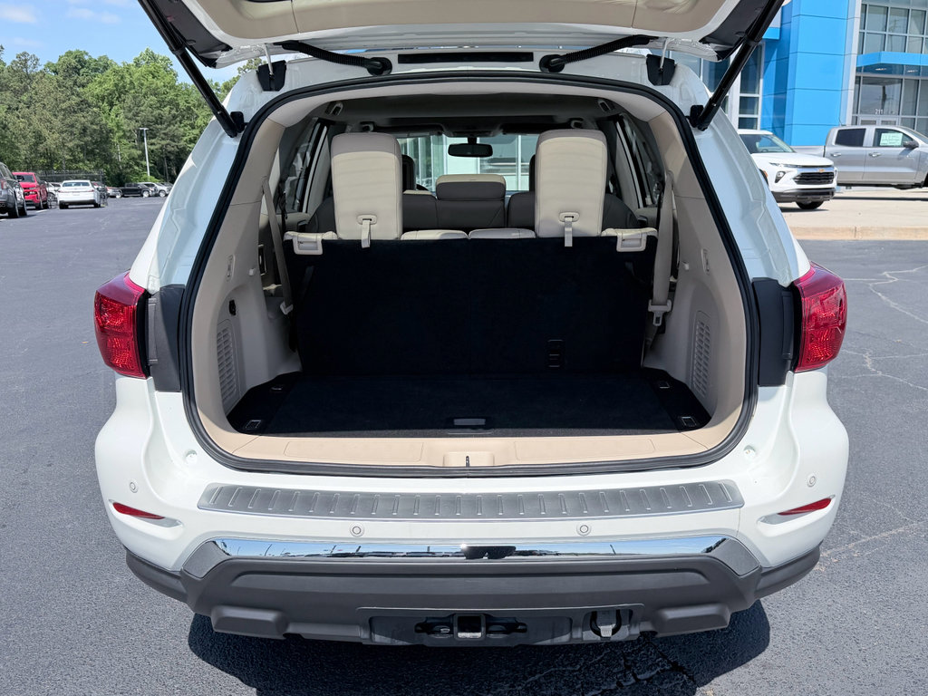 Used 2018 Nissan Pathfinder Platinum FWD image 9