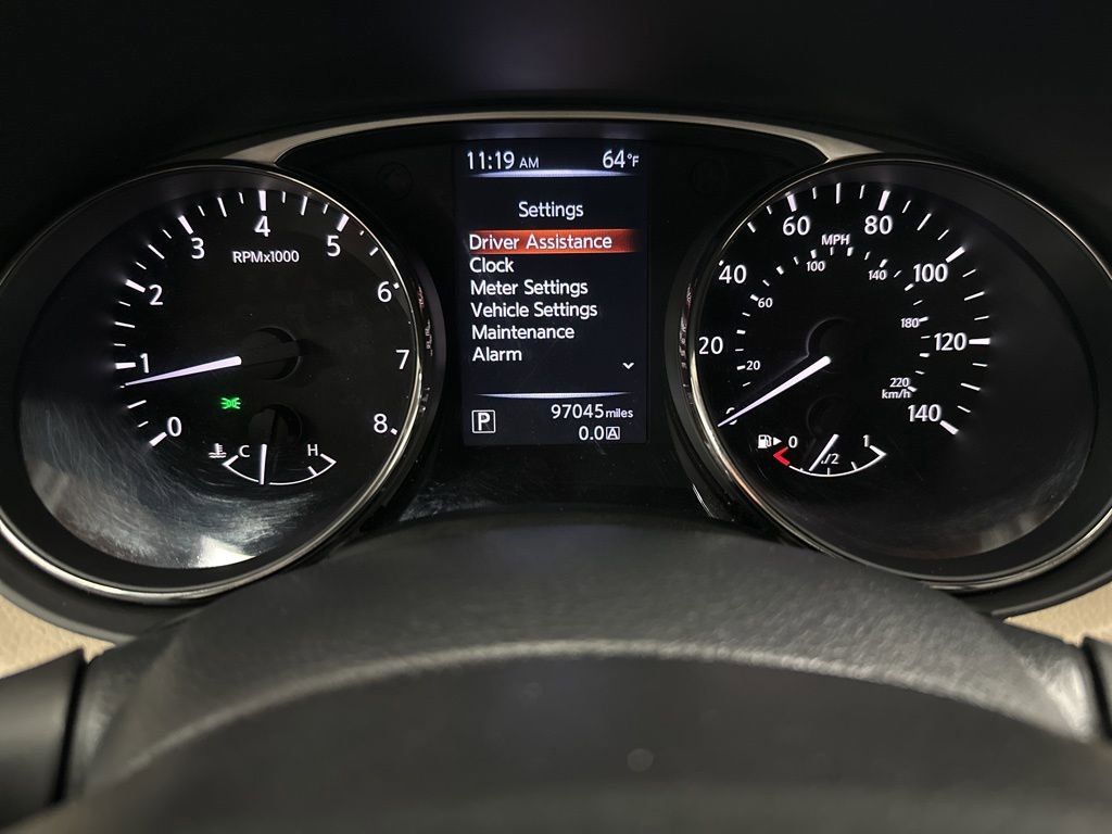 Used 2016 Nissan Rogue SV image 25