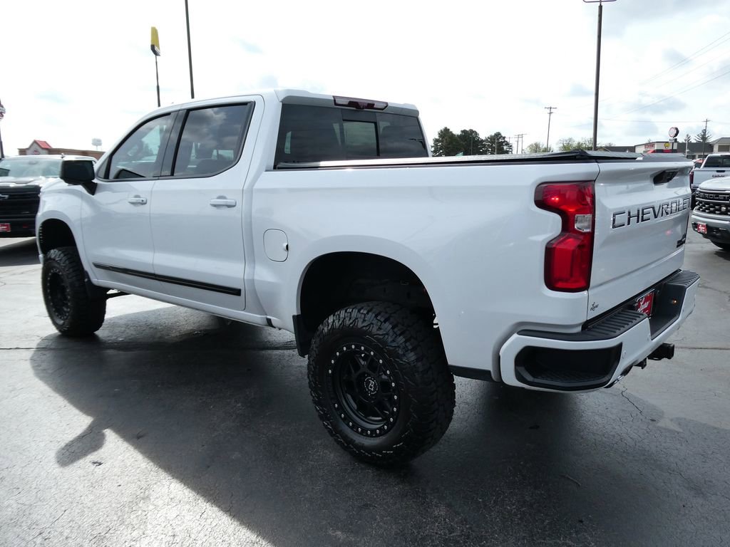 Used 2023 Chevrolet Silverado 1500 High Country w/ Technology Package AWD/4WD image 7