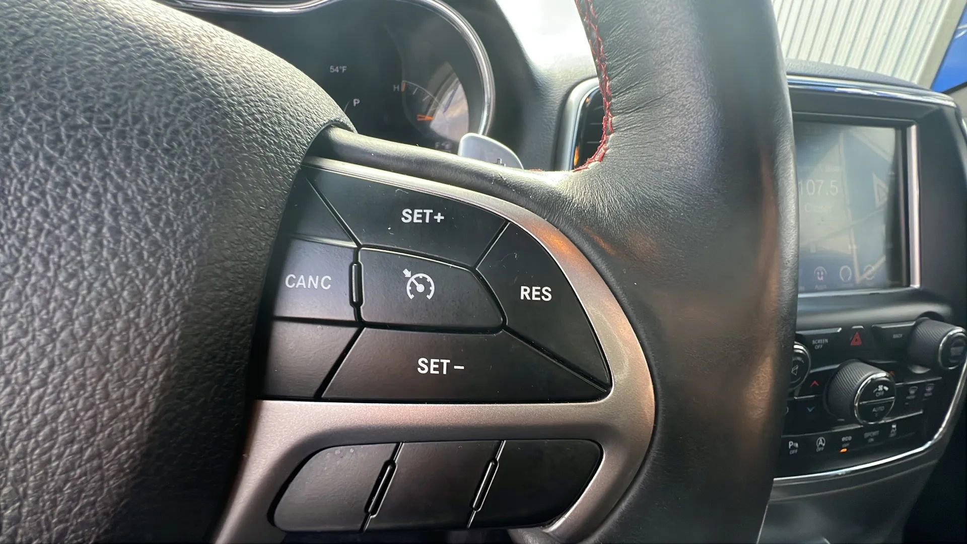Used 2017 Jeep Grand Cherokee Trailhawk AWD/4WD image 22