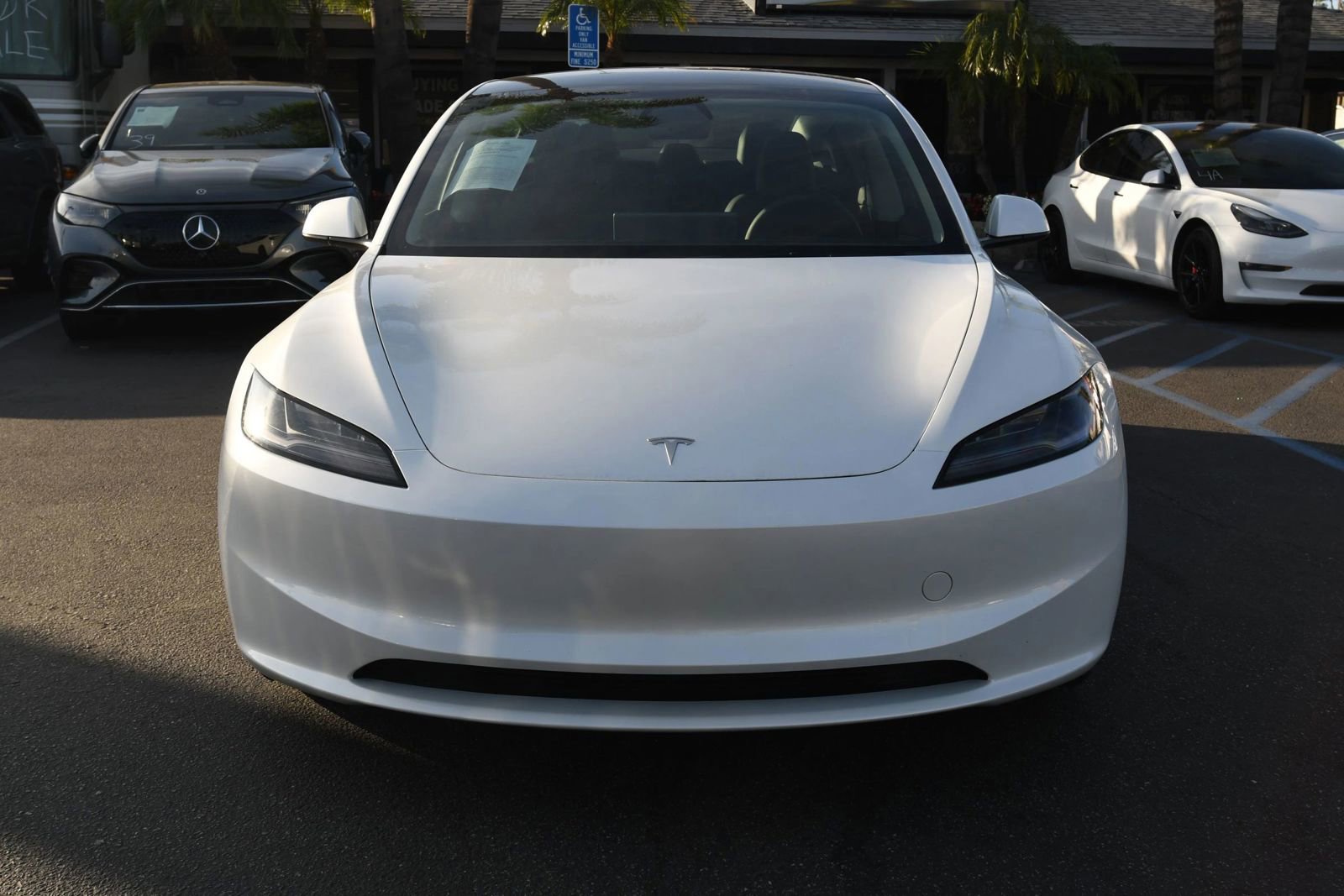 Used 2024 Tesla Model 3 Standard Range image 2
