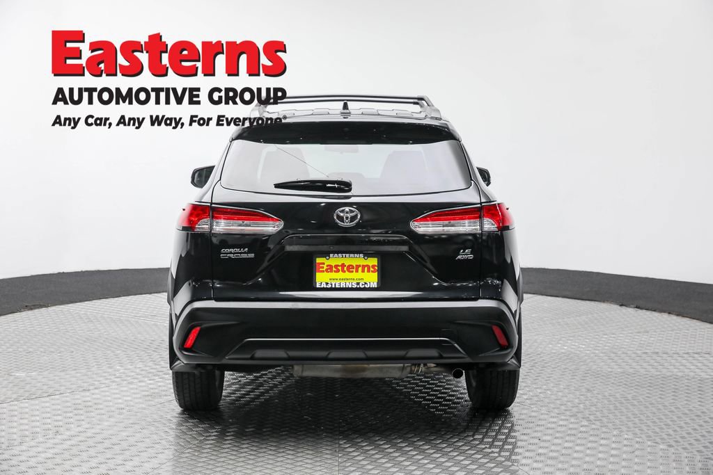 Used 2022 Toyota Corolla Cross LE image 6