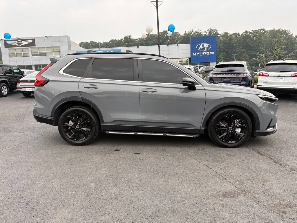 Used 2024 Honda CR-V Sport Touring image 8