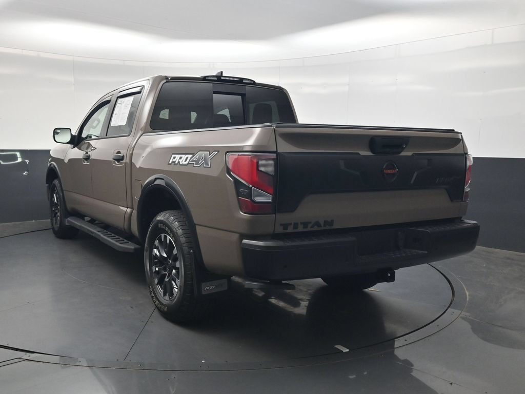 Used 2022 Nissan Titan PRO-4X w/ Pro-4x Convenience Package AWD/4WD image 7