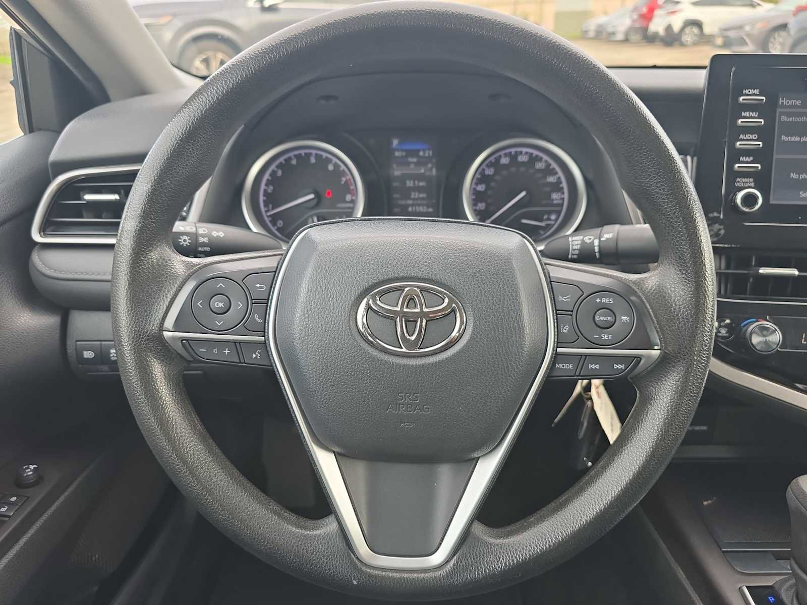 Used 2022 Toyota Camry LE image 12