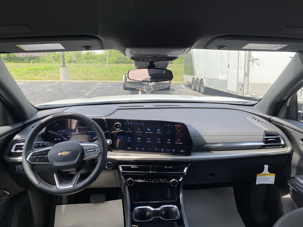 New 2025 Chevrolet Traverse LT image 22