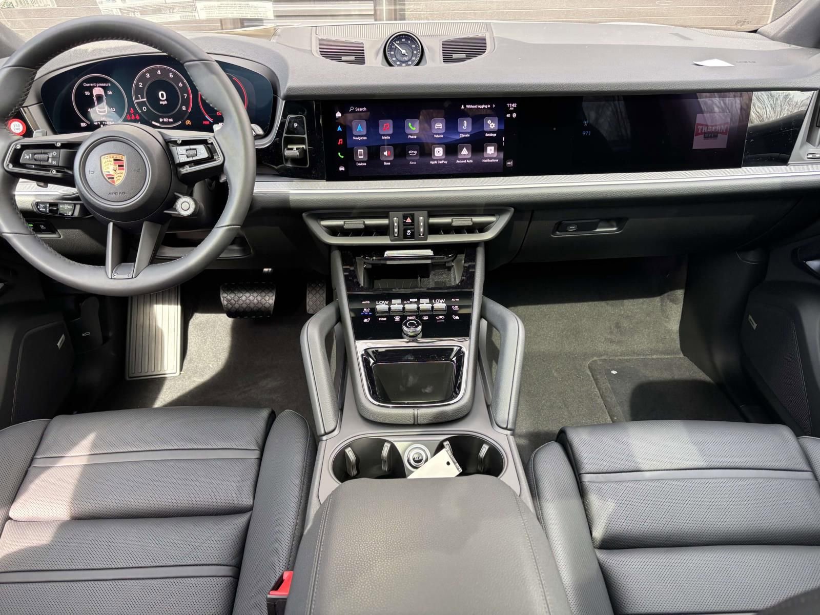 New 2026 Porsche Cayenne Coupe image 18