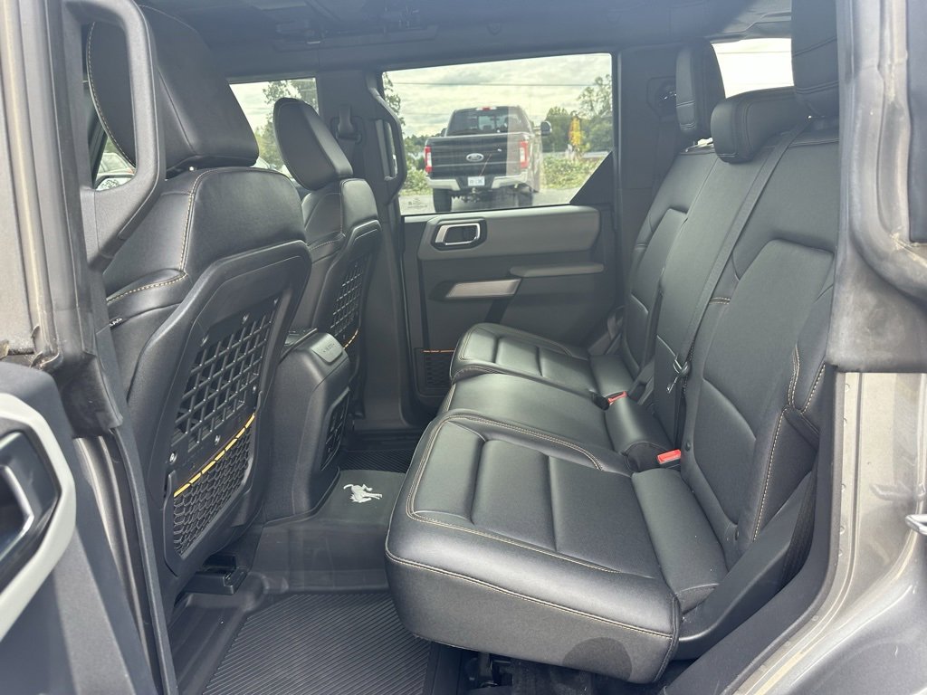 Used 2022 Ford Bronco Badlands w/ Sasquatch Package image 21