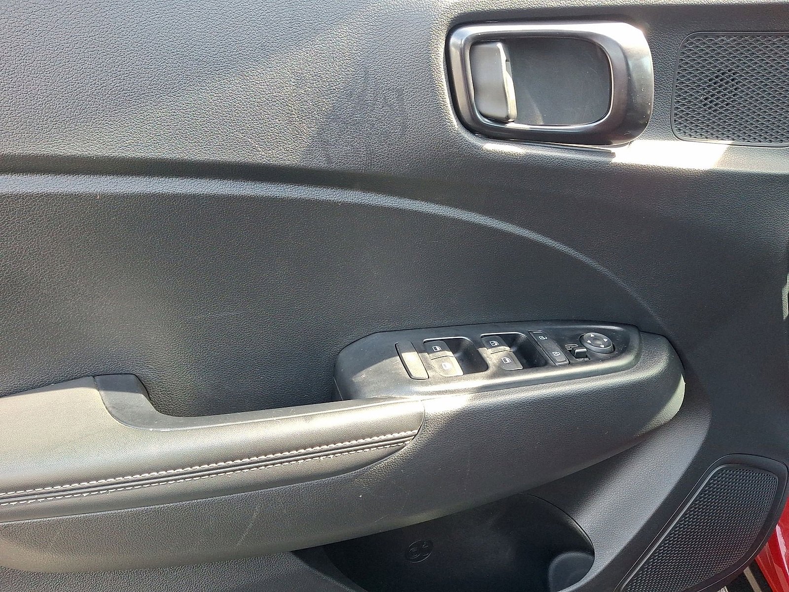 Certified 2022 Hyundai Venue Limited image 16