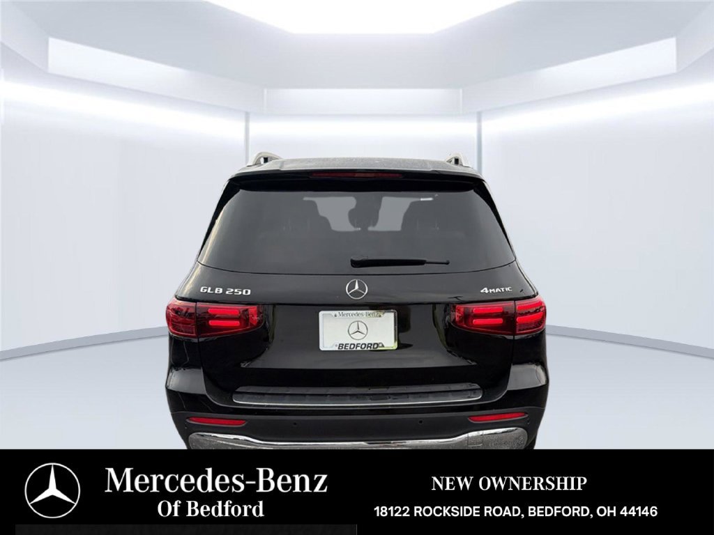 New 2026 Mercedes-Benz GLB 250 4MATIC image 5