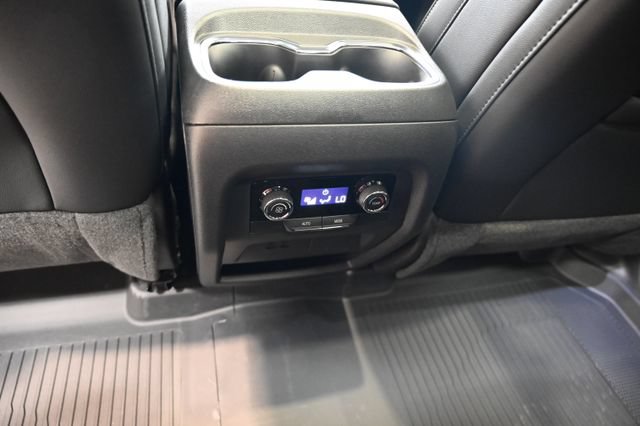 New 2027 Chevrolet Traverse LT w/ Sun and Wheel Package FWD image 26