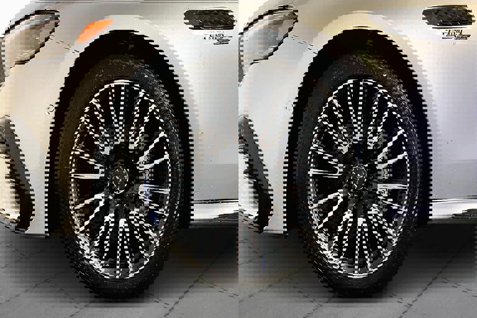 New 2026 Mercedes-Benz E 53 AMG e 4MATIC Sedan image 17