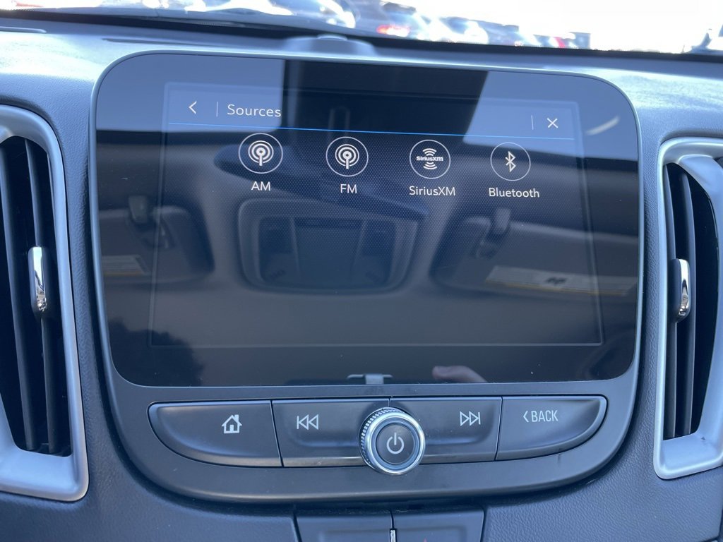 Used 2025 Chevrolet Malibu LT image 15