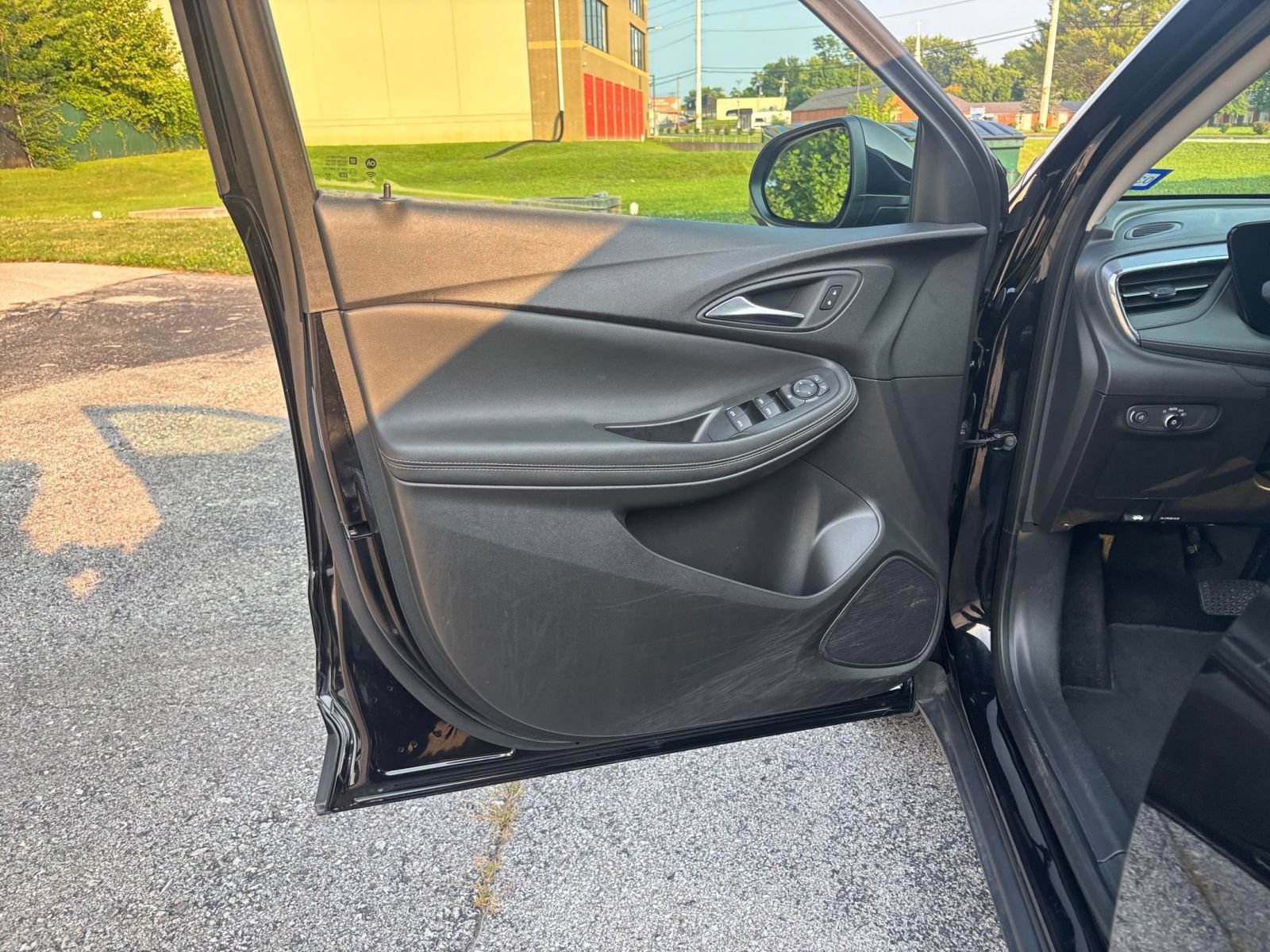 Used 2025 Buick Encore GX Preferred FWD image 18
