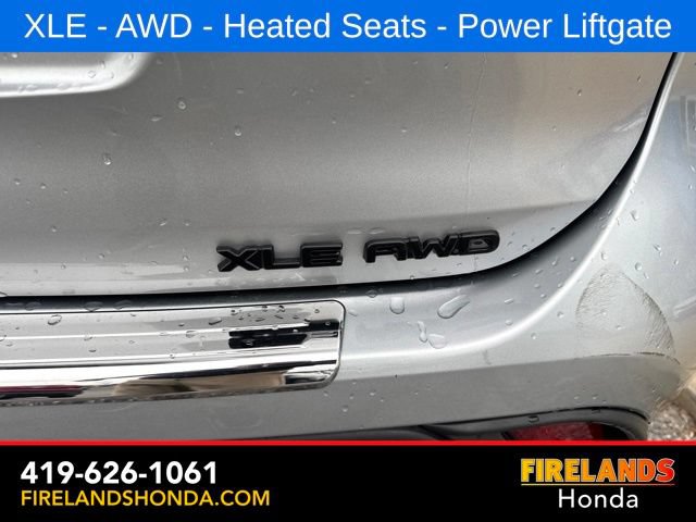 Used 2024 Toyota Highlander XLE AWD/4WD image 49
