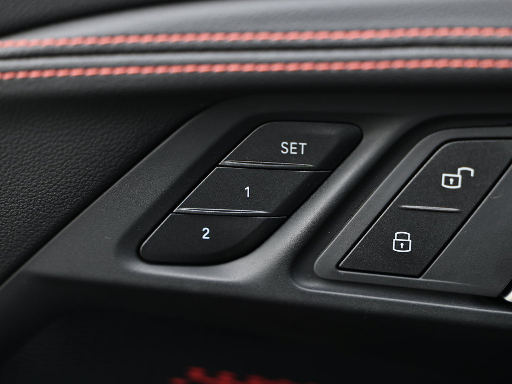 New 2026 BMW M2 w/ Lighting Package RWD image 17